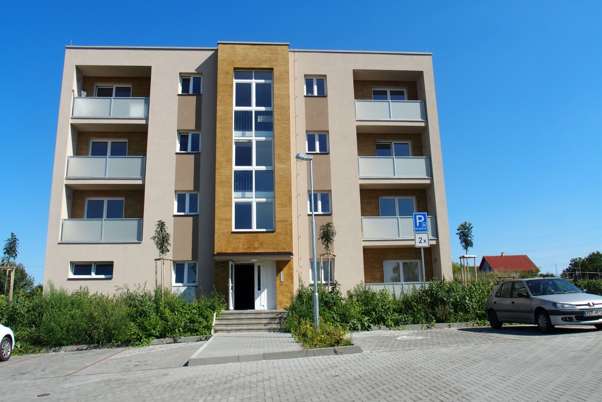 Pronájem bytu 2+kk/L, Mělník - Slovany